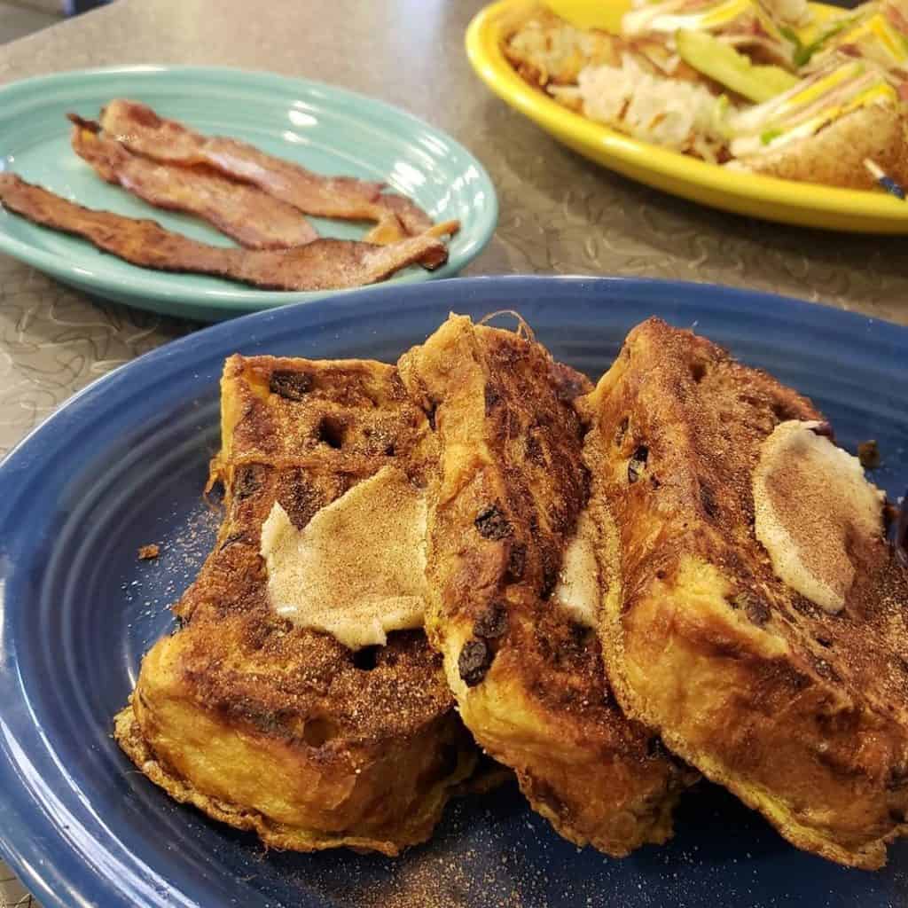 weekday breakfast Pittsburgh