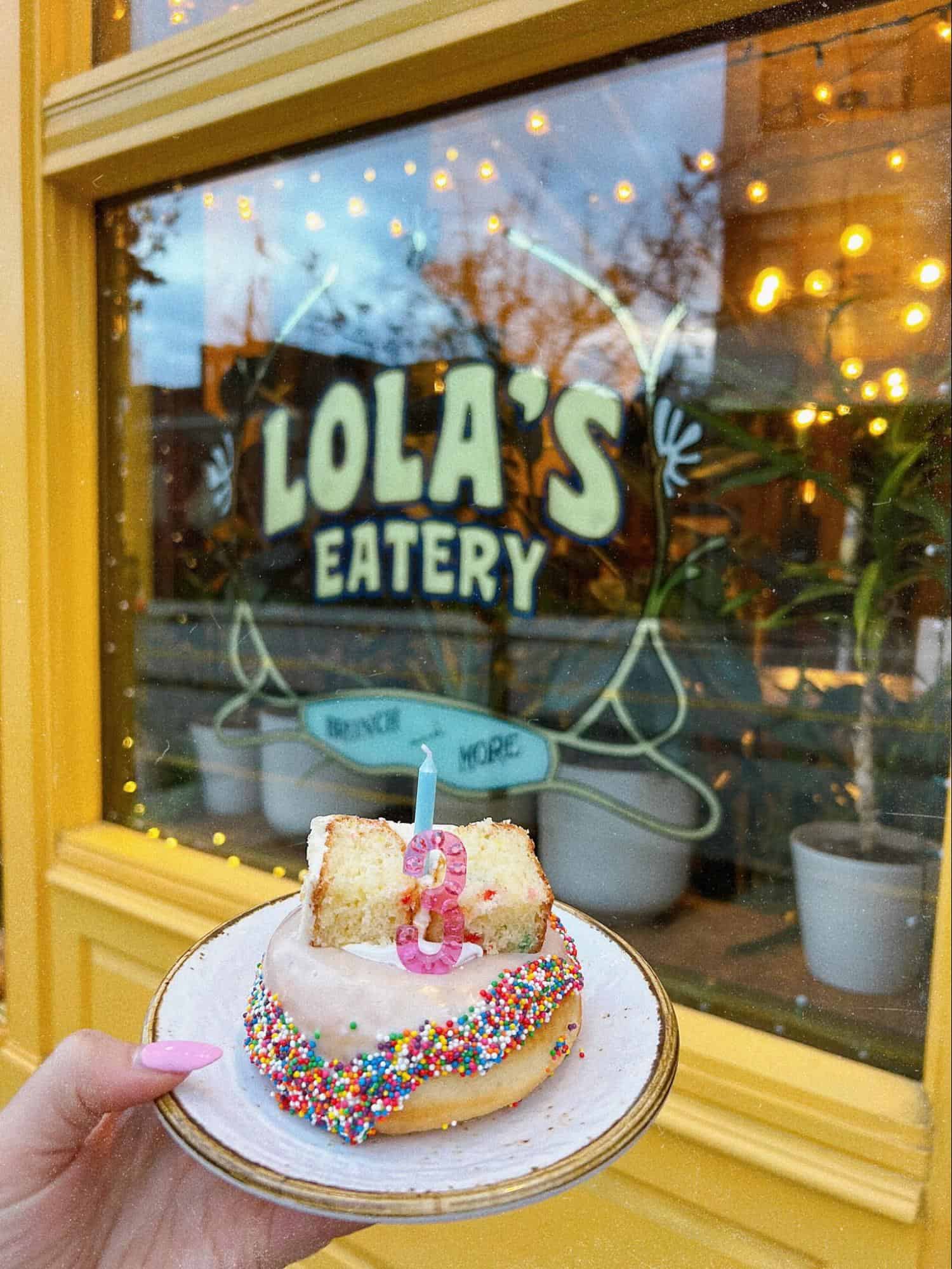 Lola's Eatery front window