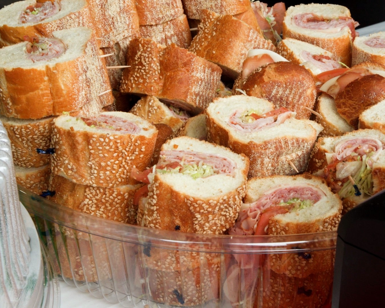 A photo of slices of Italian Hoagie samples at PrimoHoagies.