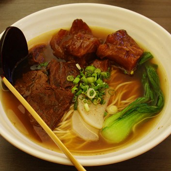 A photo of ramen with beef and bok choy at Everyday Noodles.