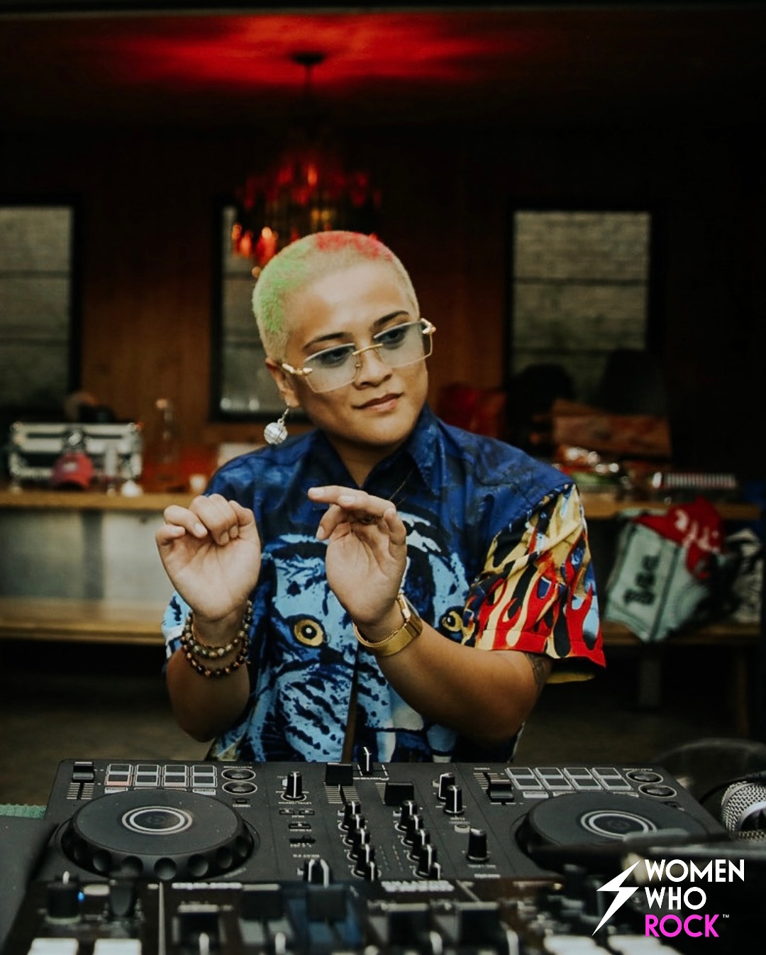 A photo of DJ ms.TIZA performing a set.